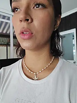 Snapshot of Kitty_San_xXx chatting on 06/15/26, 06:07 Kitty San xXx online show from 06/15/26, 06:07