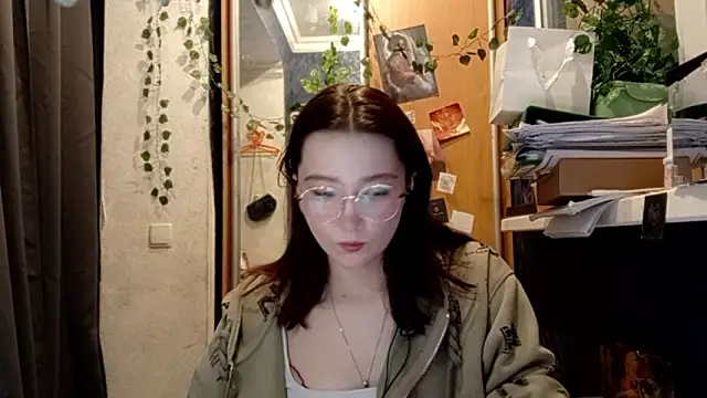PhoebePalmer online show from 03/11/26, 08:14