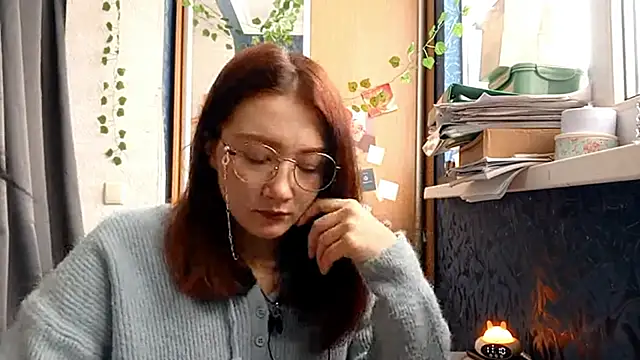 PhoebePalmer online show from 03/04/26, 08:11