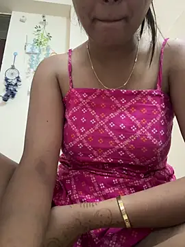 kavyababy00 online show from 04/26/26, 12:46