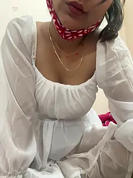 Snapshot of kavyababy00 chatting on 02/24/26, 05:25 kavyababy00 online show from 02/24/26, 05:25