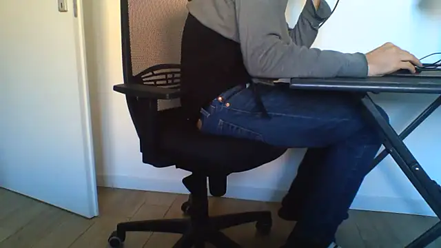 andre italy online show from 03/30/26, 09:11