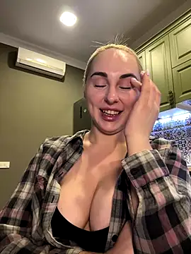 Best-B00bs online show from 11/18/25, 09:07