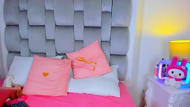 dolly kitter online show from 06/29/26, 11:54