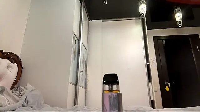 KatheyMichelfelder online show from 02/10/26, 03:33