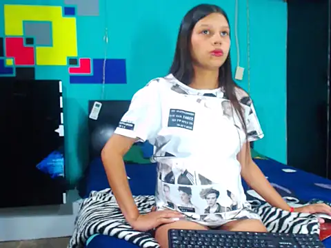 Snapshot of analyn-2027 chatting on 02/21/26, 10:56 analyn-2027 online show from 02/21/26, 10:56