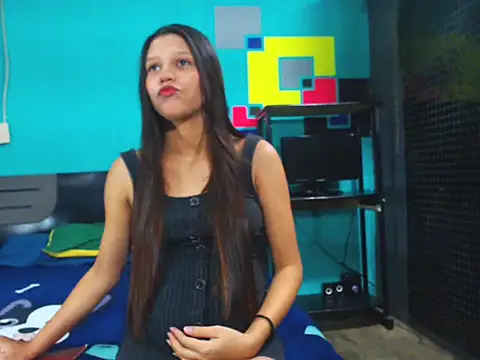 Snapshot of analyn-2027 chatting on 01/31/26, 10:41 analyn-2027 online show from 01/31/26, 10:41