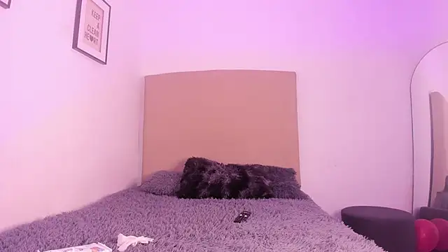 im tiffany  online show from 02/12/26, 04:23