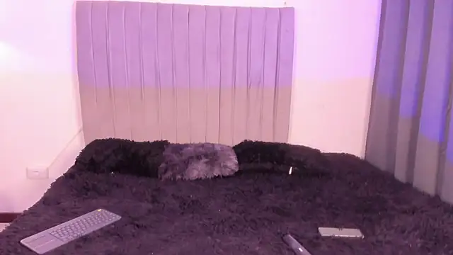 im tiffany  online show from 03/02/26, 04:35