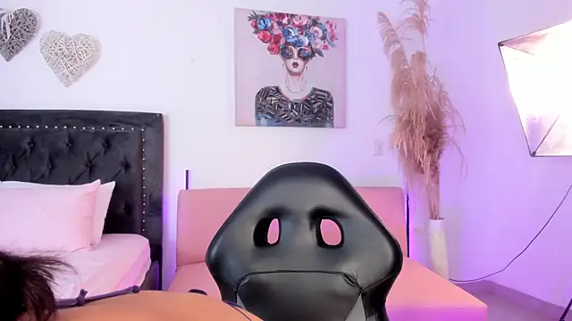 Lilyy joness online show from 05/22/26, 12:58