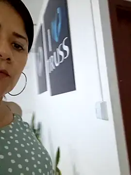 dulcenena moon online show from 01/31/26, 10:30