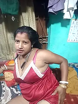 Snapshot of Your_deshibhabi25years chatting on 06/27/26, 10:38 Your deshibhabi25years online show from 06/27/26, 10:38