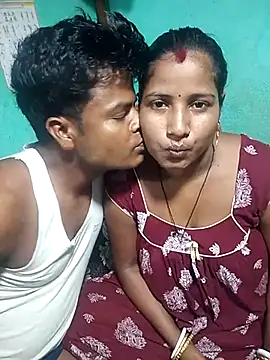 Snapshot of Your_deshibhabi25years chatting on 07/13/26, 12:37 Your deshibhabi25years online show from 07/13/26, 12:37