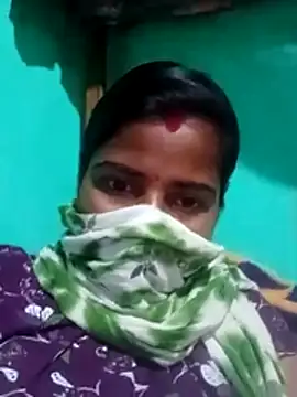 Snapshot of Your_deshibhabi25years chatting on 02/22/26, 10:50 Your deshibhabi25years online show from 02/22/26, 10:50