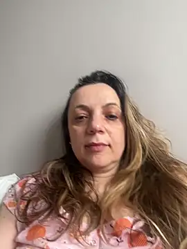 ShyFlameLive online show from 04/09/26, 12:11