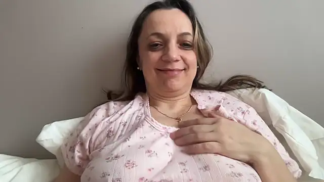 Snapshot of ShyFlameLive chatting on 02/28/26, 12:27 ShyFlameLive online show from 02/28/26, 12:27