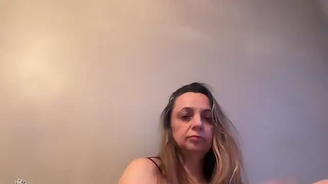 ShyFlameLive online show from 04/16/26, 11:40