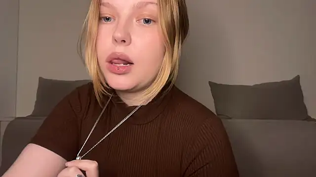 Ophelia Ritz online show from 05/07/26, 10:57