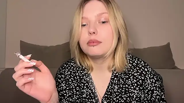 Ophelia Ritz online show from 03/04/26, 06:26