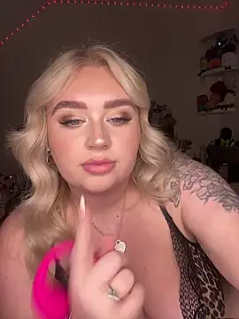 TwoWayT xx online show from 02/08/26, 12:30