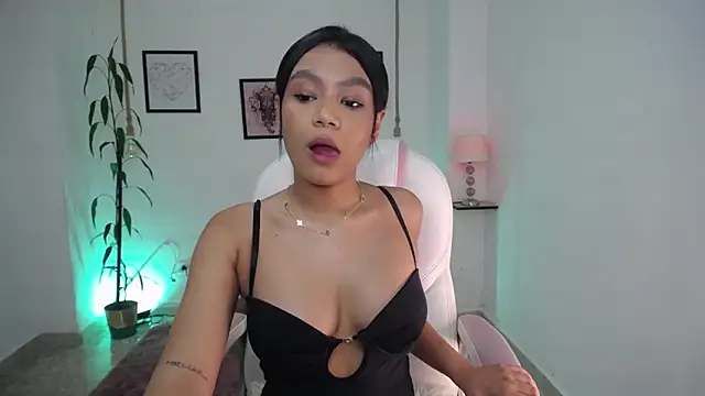 adhara 11 online show from 05/02/26, 12:05