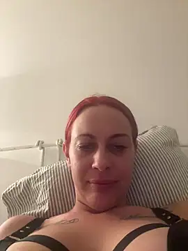 SophieSchmidt online show from 02/24/26, 08:42