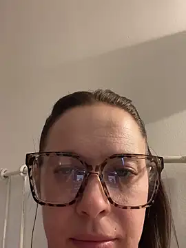 SophieSchmidt online show from 04/14/26, 06:24