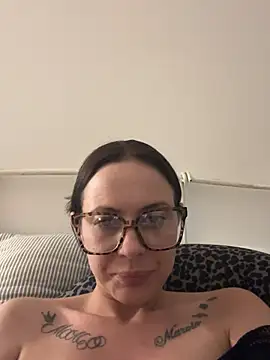 SophieSchmidt online show from 04/09/26, 06:36