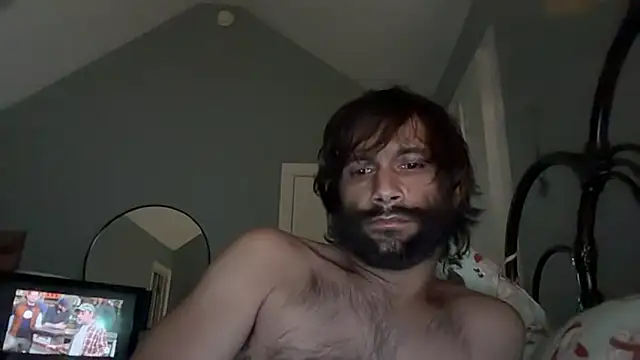 Snapshot of TrndSettr chatting on 07/01/26, 08:58 TrndSettr online show from 07/01/26, 08:58