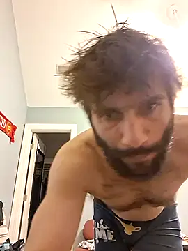 Snapshot of TrndSettr chatting on 02/10/26, 11:48 TrndSettr online show from 02/10/26, 11:48