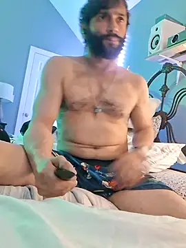 Snapshot of TrndSettr chatting on 02/15/26, 01:39 TrndSettr online show from 02/15/26, 01:39