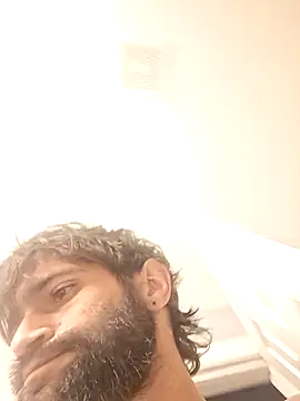 Snapshot of TrndSettr chatting on 02/26/26, 01:16 TrndSettr online show from 02/26/26, 01:16