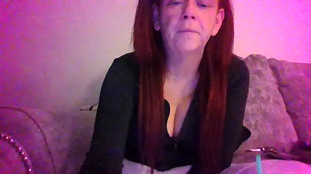 Forbidden-Irish-x online show from 02/15/26, 08:52