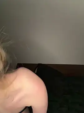 Zoey  08 online show from 03/02/26, 09:00