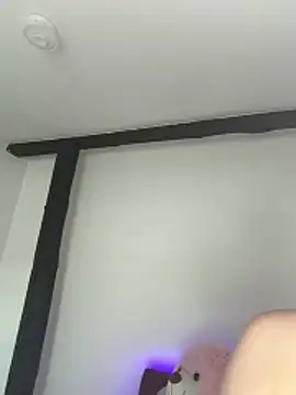 Zoey  08 online show from 03/31/26, 11:01