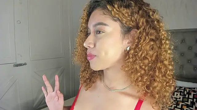 Sienna brunette online show from 03/24/26, 12:16