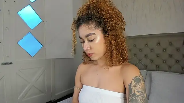 Sienna brunette online show from 02/21/26, 12:07