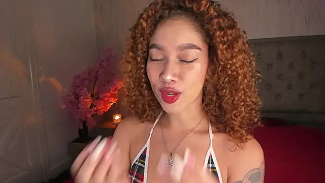Sienna brunette online show from 05/10/26, 12:20