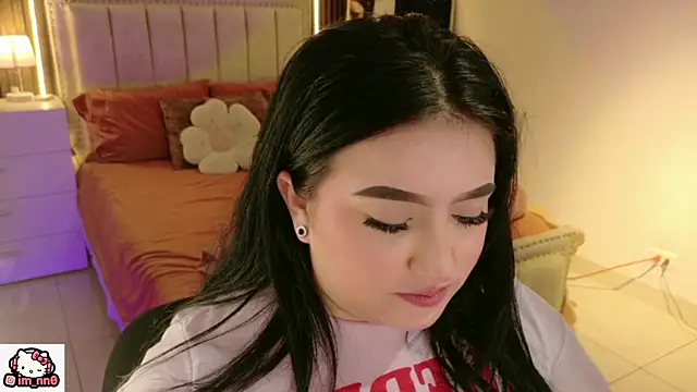 Snapshot of ninna_sweet chatting on 05/25/26, 03:00 ninna sweet online show from 05/25/26, 03:00