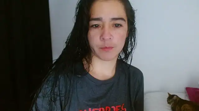 sensualstryp online show from 05/01/26, 01:43