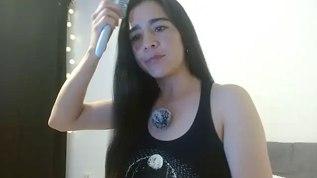 Snapshot of sensualstryp chatting on 06/14/26, 11:39 sensualstryp online show from 06/14/26, 11:39