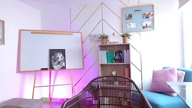 Kitty madness online show from 04/07/26, 01:46