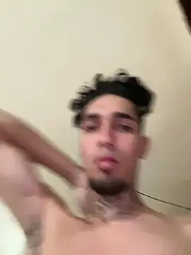 Snapshot of Stiward_newman chatting on 02/27/26, 02:28 Stiward newman online show from 02/27/26, 02:28