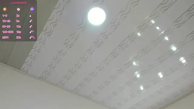 Jennifer Lee  online show from 04/01/26, 01:30