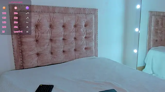 Jennifer Lee  online show from 03/29/26, 03:19