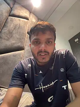 Snapshot of Rocky_mental chatting on 02/23/26, 04:51 Rocky mental online show from 02/23/26, 04:51