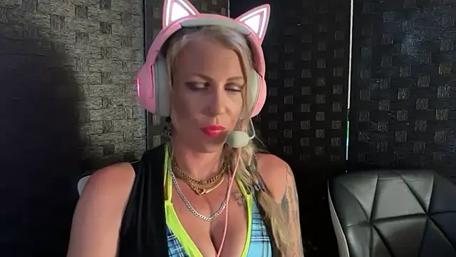 VANTABLACKXXX online show from 02/12/26, 08:14