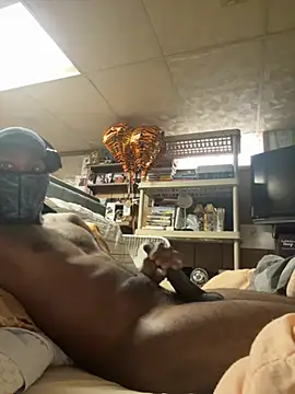 Snapshot of ProveYourLoyalty2 chatting on 04/12/26, 05:49 ProveYourLoyalty2 online show from 04/12/26, 05:49