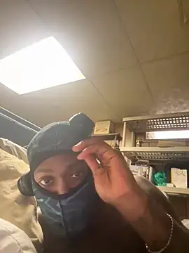 Snapshot of ProveYourLoyalty2 chatting on 03/18/26, 01:02 ProveYourLoyalty2 online show from 03/18/26, 01:02