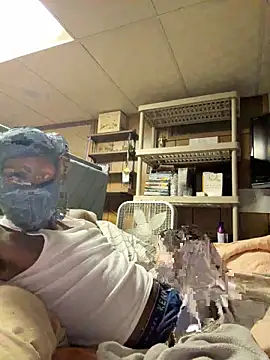 Snapshot of ProveYourLoyalty2 chatting on 02/15/26, 08:35 ProveYourLoyalty2 online show from 02/15/26, 08:35